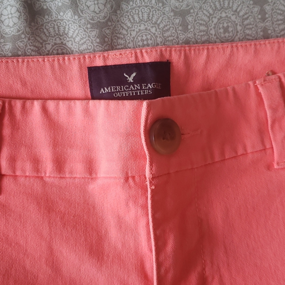 AE Shorts - Picture 6 of 7